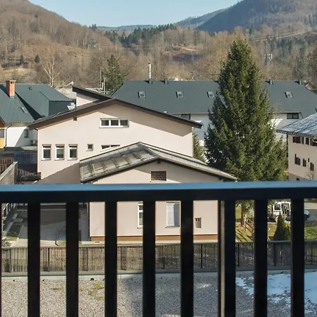 Stunning In Bohinjska Bistrica With 1 Bedrooms And Wifi דירה