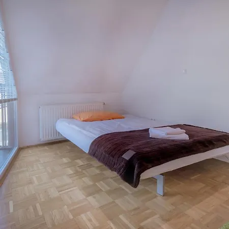 Stunning In Bohinjska Bistrica With 1 Bedrooms And Wifi Apartman Bohinji-tó